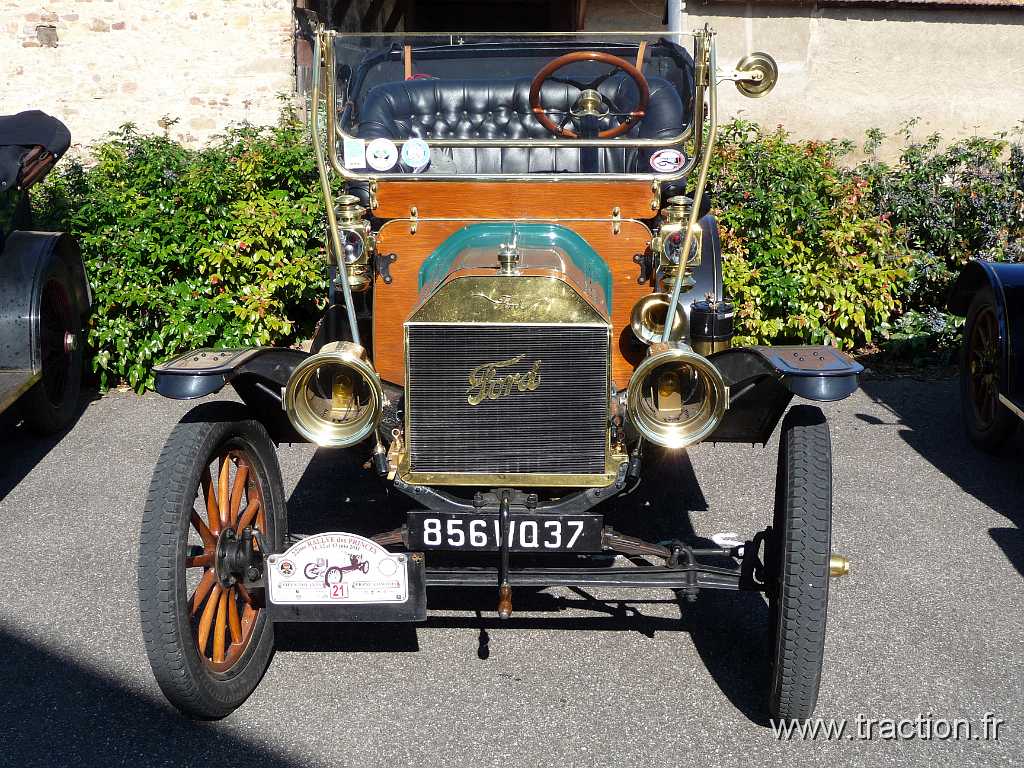 2011_rallye_des_princes (67).jpg - 12/06/2011 - 68127 NIEDERENTZEN 22ème RALLYE des PRINCES - Parking salle des fètes - FORD- RUNABOUT - 1910